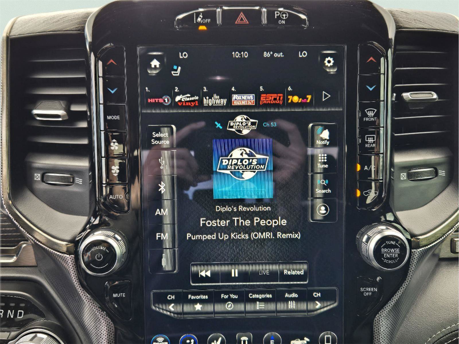 Used 2020 RAM 1500 Limited w/ Advanced Safety Group RWD image 16