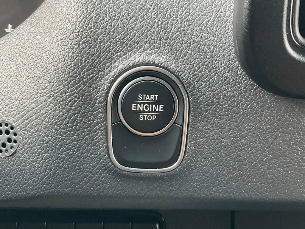 Used 2021 Mercedes-Benz Sprinter 144 Cargo image 10