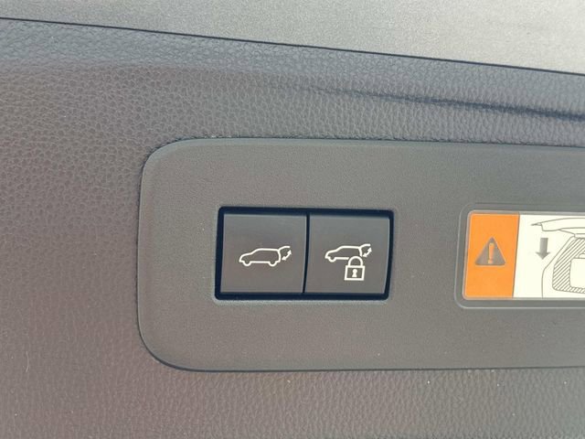 Used 2025 Lexus GX 550 w/ Accessory Package (2T) AWD/4WD image 13