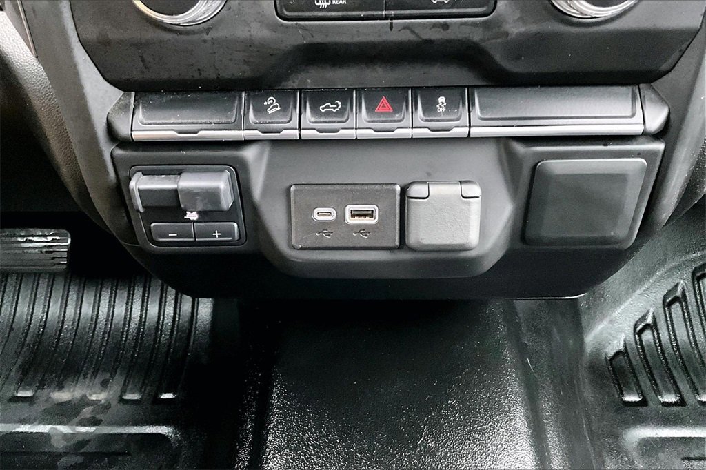 Used 2022 GMC Sierra 2500 Pro w/ Convenience Package image 33