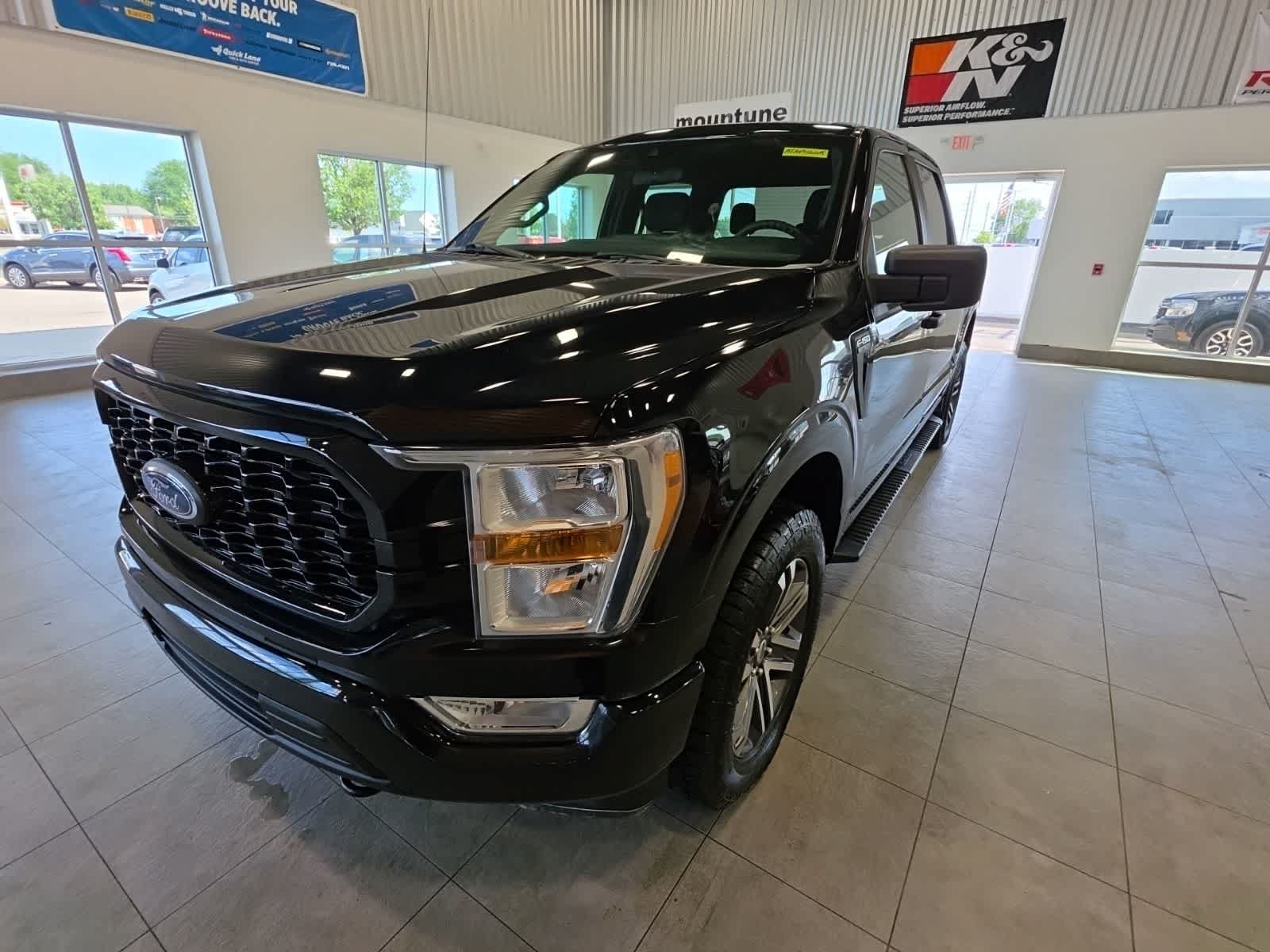 Certified 2021 Ford F150 XL w/ STX Appearance Package AWD/4WD image 2