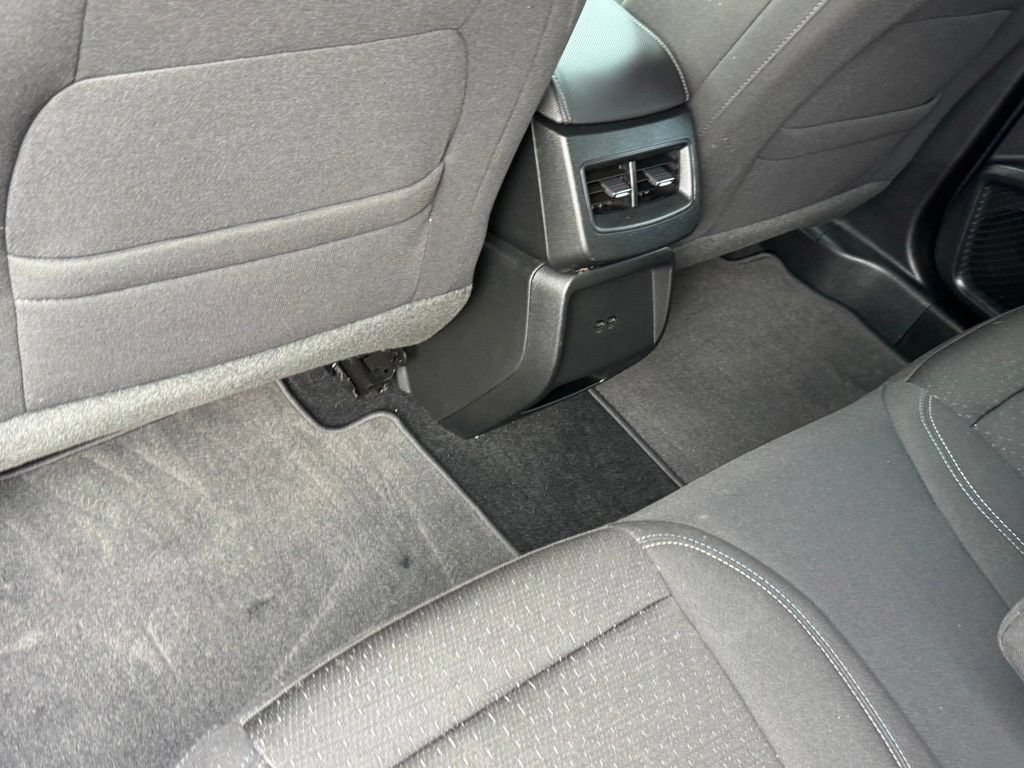 Used 2025 Chevrolet Equinox EV LT w/ Comfort Package FWD image 19