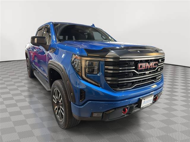 Used 2022 GMC Sierra 1500 AT4 w/ AT4 Premium Package AWD/4WD image 5