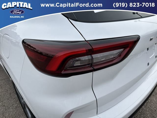 Certified 2023 Ford Escape ST-Line w/ Tech Pack #1 image 15