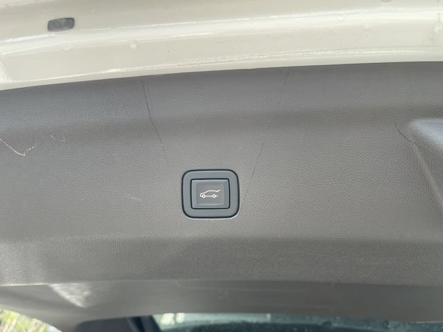 Used 2023 Chevrolet Tahoe LT AWD/4WD image 24