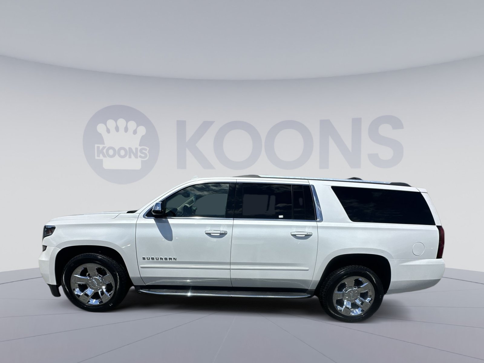 Used 2017 Chevrolet Suburban Premier AWD/4WD image 7
