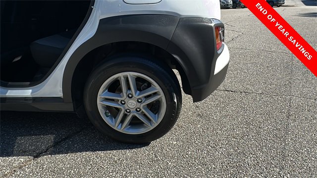 Used 2020 Hyundai Kona SE image 19