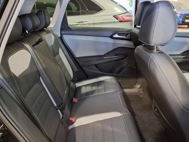 Used 2022 Volkswagen Taos SEL AWD/4WD image 25