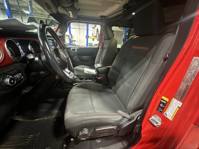 Used 2021 Jeep Wrangler Unlimited Rubicon w/ Dual Top Group AWD/4WD image 17