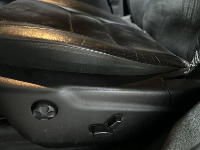 Used 2018 Jeep Grand Cherokee Altitude AWD/4WD image 18