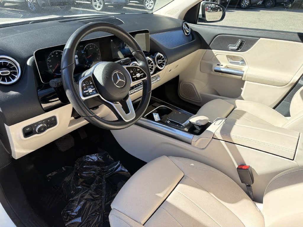 Used 2021 Mercedes-Benz GLA 250 w/ Premium Package image 18