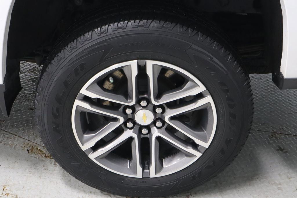 Used 2021 Chevrolet Colorado LT w/ LT Convenience Package AWD/4WD image 17