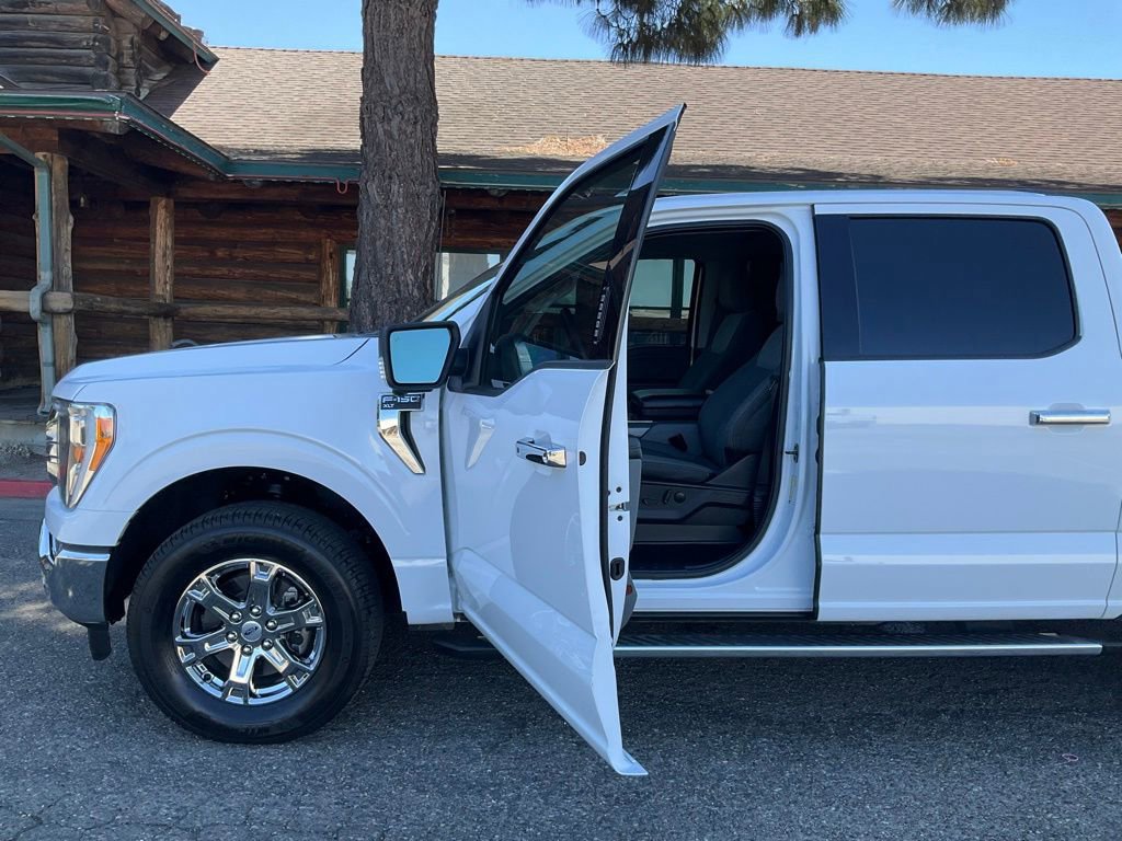 Certified 2022 Ford F150 XLT w/ Equipment Group 302A High image 66