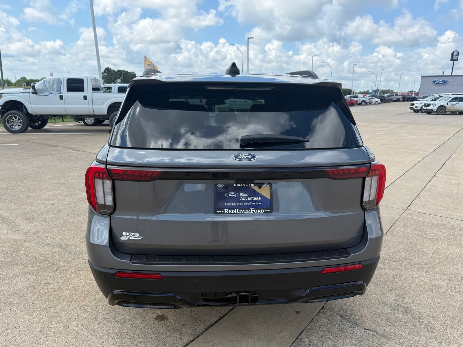 Certified 2025 Ford Explorer ST-Line RWD image 6
