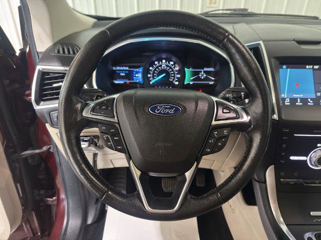 Certified 2017 Ford Edge Titanium w/ Equipment Group 301A AWD/4WD image 3