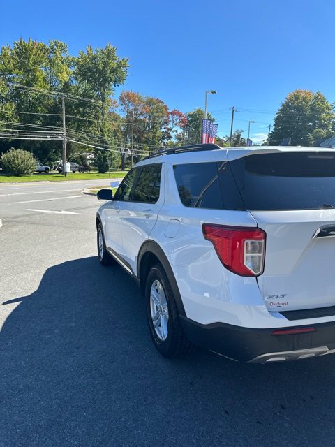 Certified 2021 Ford Explorer XLT w/ Equipment Group 202A AWD/4WD image 5