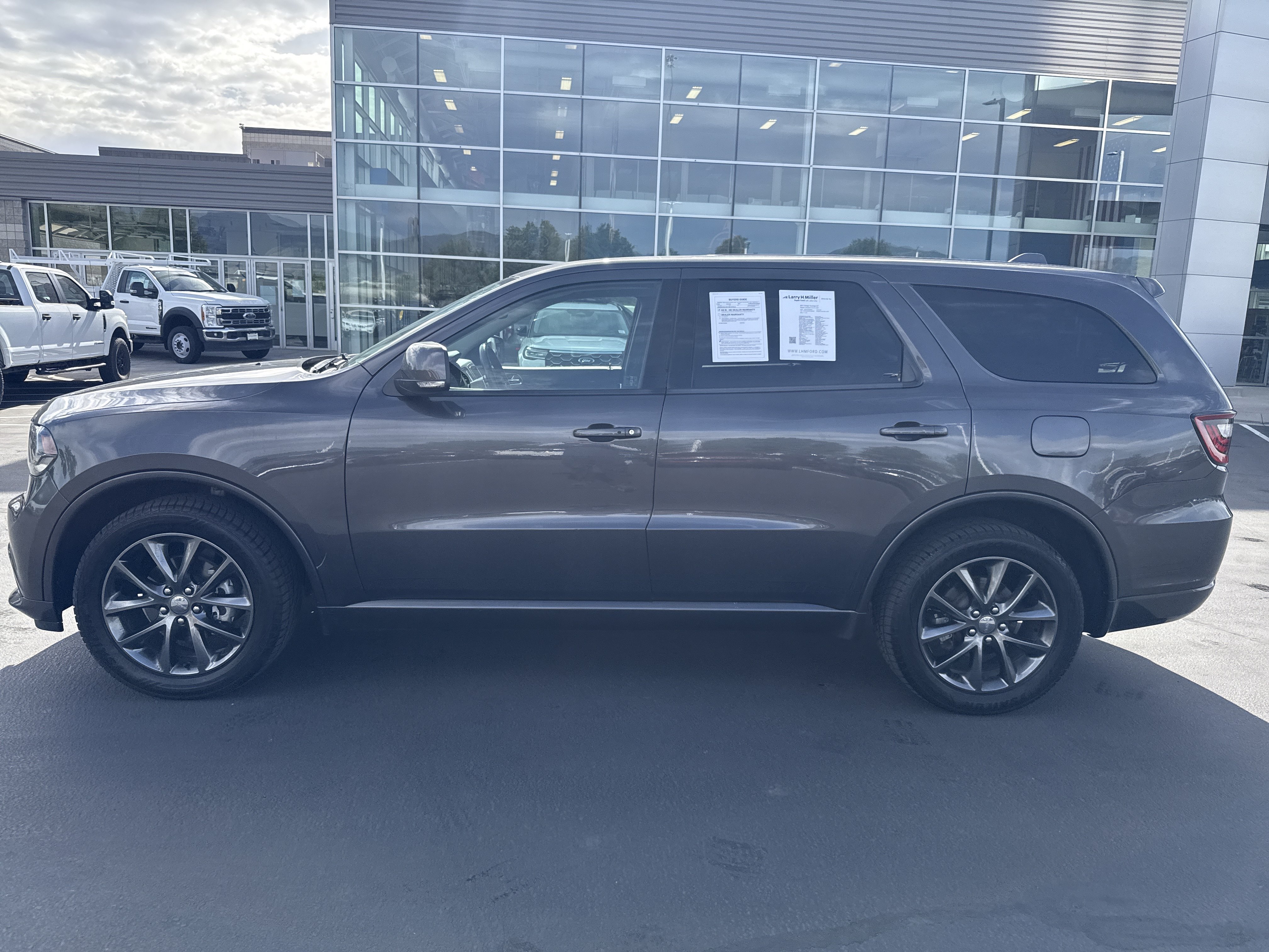 Used 2017 Dodge Durango GT w/ Nav & Power Liftgate Group AWD/4WD image 2