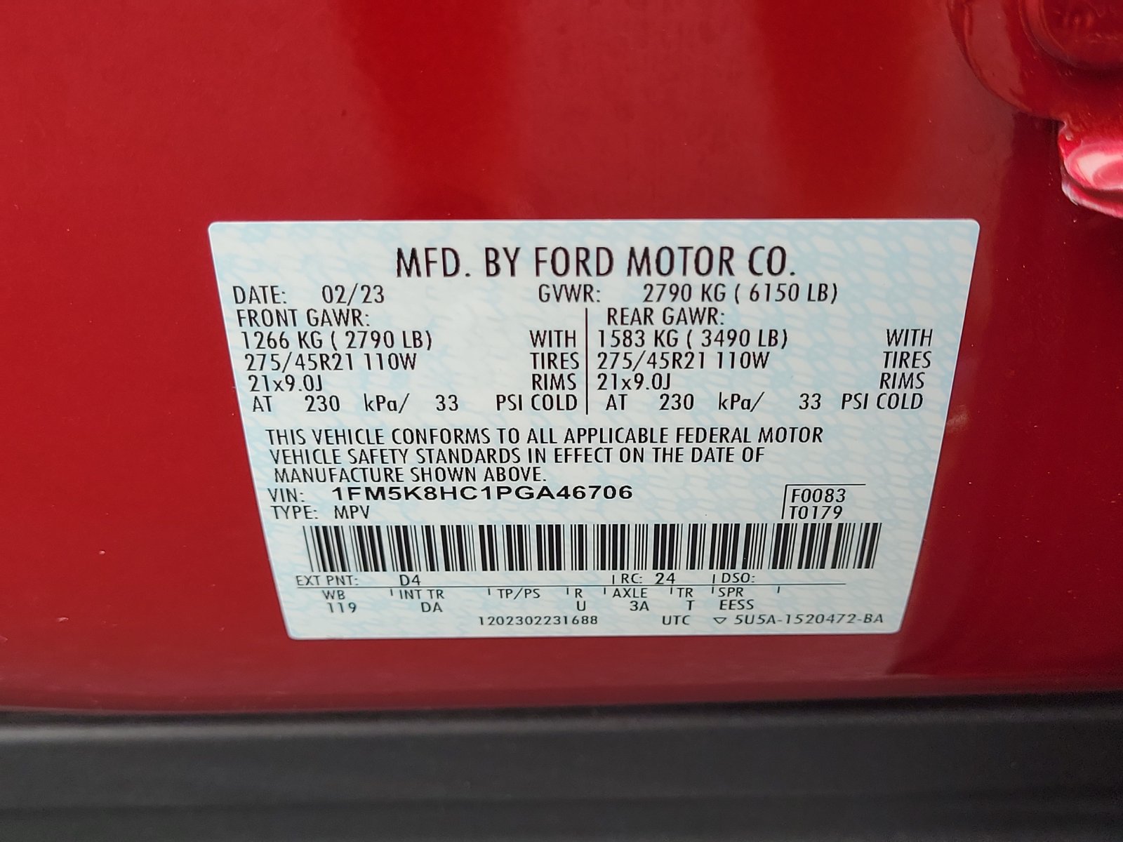 Certified 2023 Ford Explorer Platinum w/ Technology Package AWD/4WD image 34
