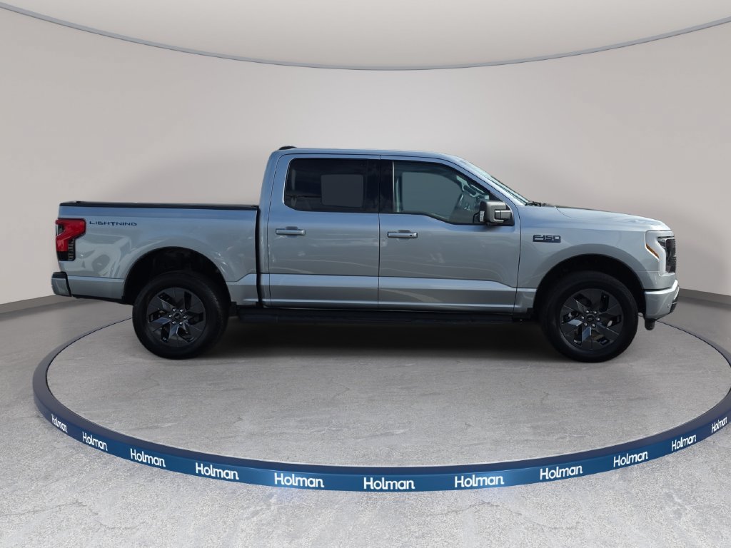 Certified 2025 Ford F150 Lightning Flash AWD/4WD image 4