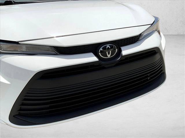 Used 2024 Toyota Corolla LE FWD image 29
