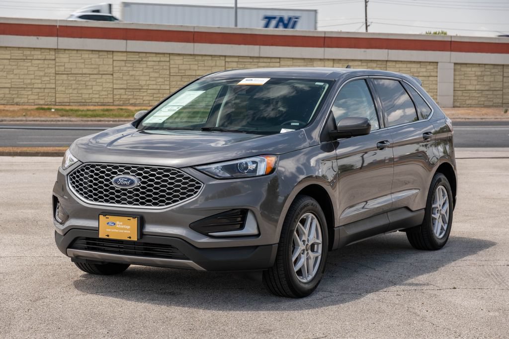 Certified 2024 Ford Edge SEL AWD/4WD image 4