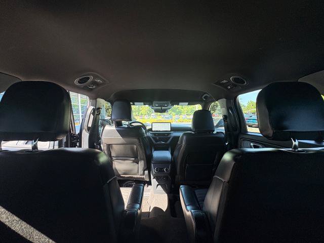 Certified 2025 Ford Explorer ST-Line AWD/4WD image 38