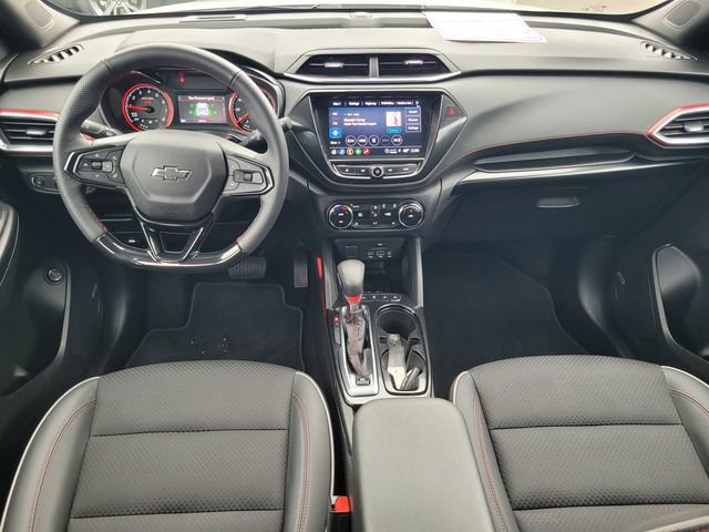Used 2023 Chevrolet TrailBlazer RS w/ Sun and Liftgate Package image 14