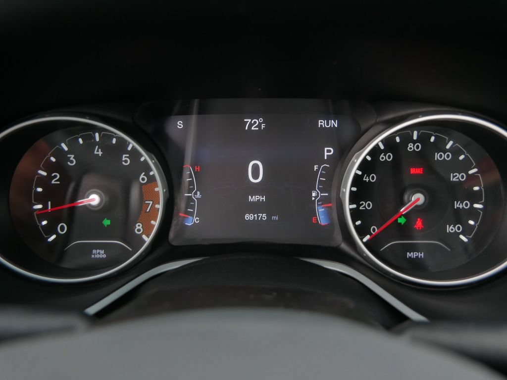 Used 2018 Jeep Compass Limited w/ Navigation Group AWD/4WD image 30