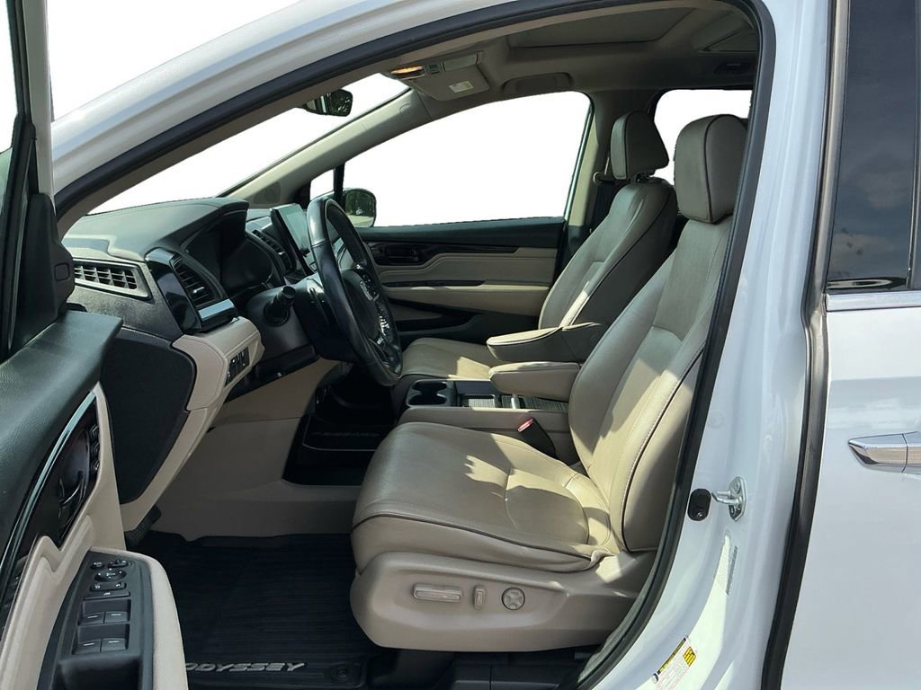 Used 2022 Honda Odyssey Elite image 14