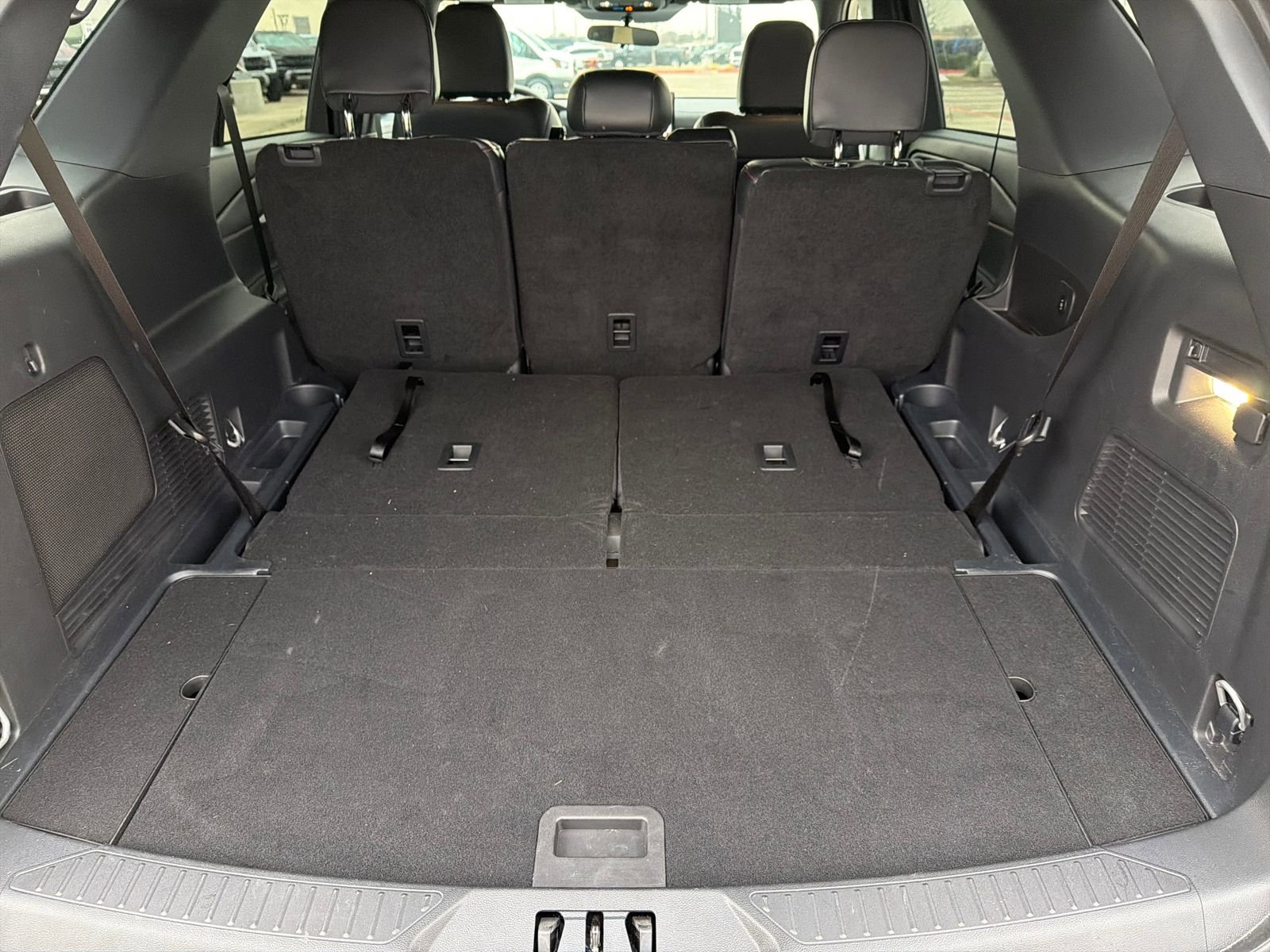 Certified 2025 Ford Explorer ST-Line image 31