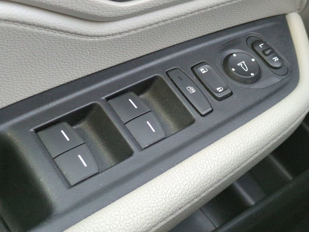 Used 2025 Honda Odyssey EX-L image 30