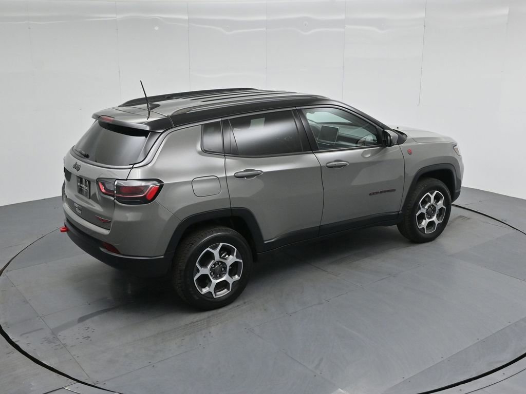 Used 2022 Jeep Compass Trailhawk w/ Trailhawk Elite Group image 40