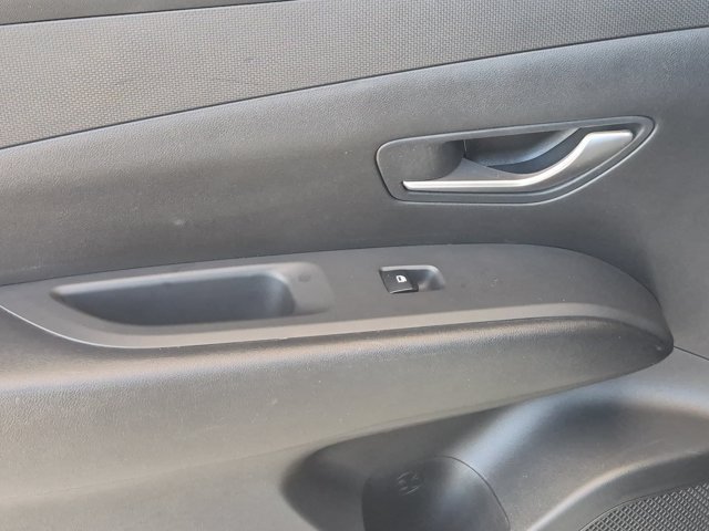 Used 2023 Hyundai Tucson SEL FWD image 28