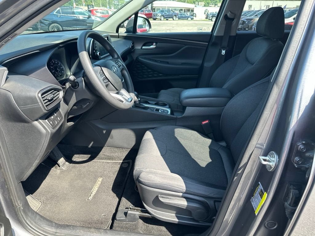 Used 2019 Hyundai Santa Fe SE AWD/4WD image 12