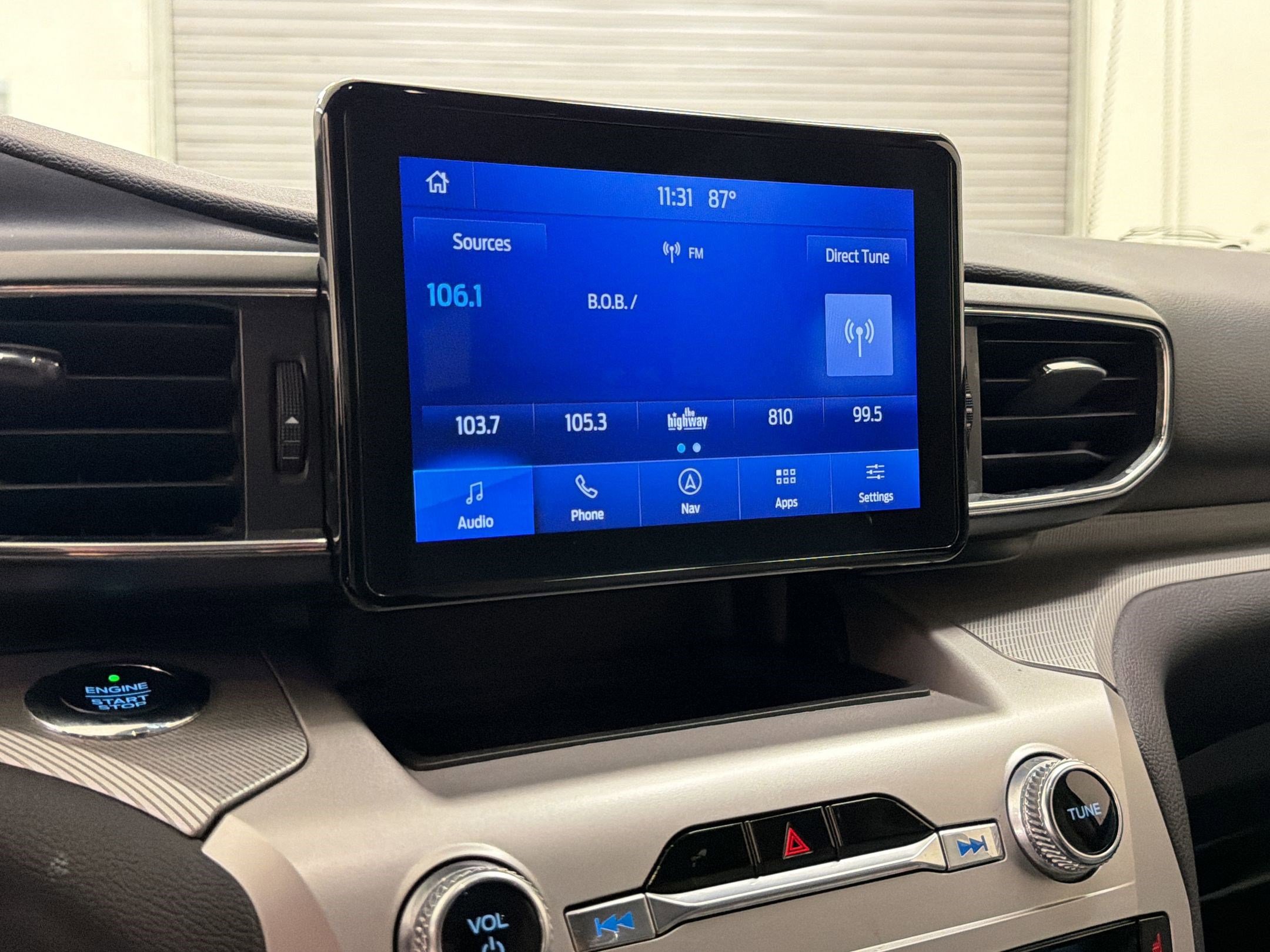 Certified 2021 Ford Explorer XLT w/ Equipment Group 202A RWD image 22