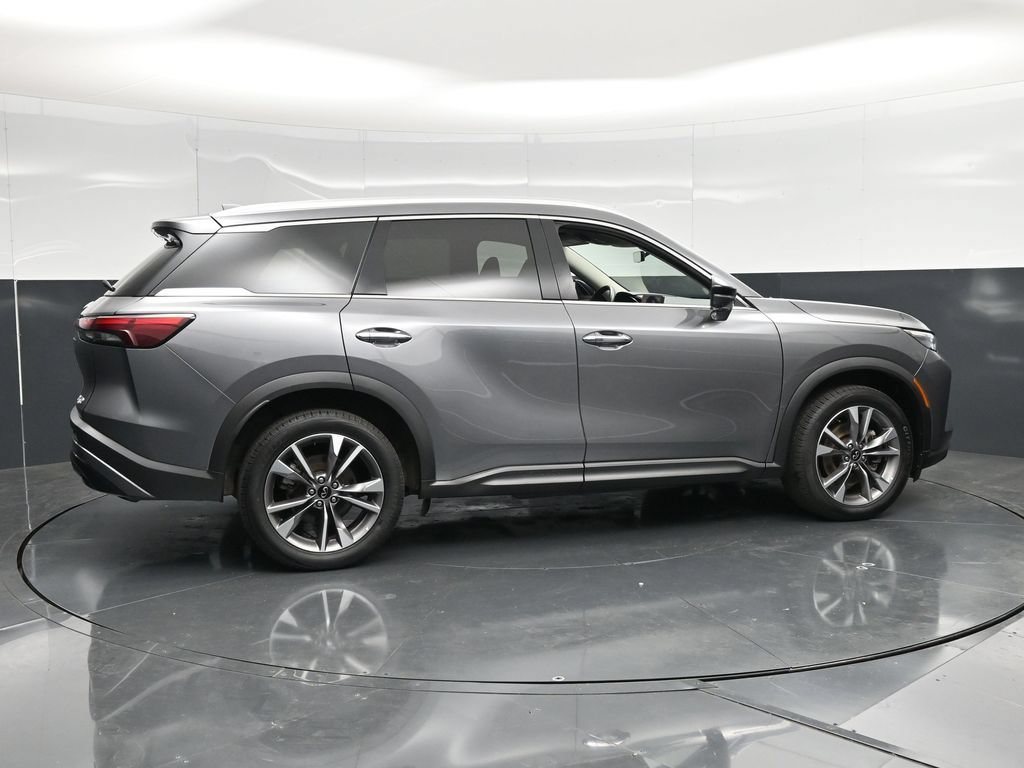 Used 2024 INFINITI QX60 Luxe AWD/4WD image 3