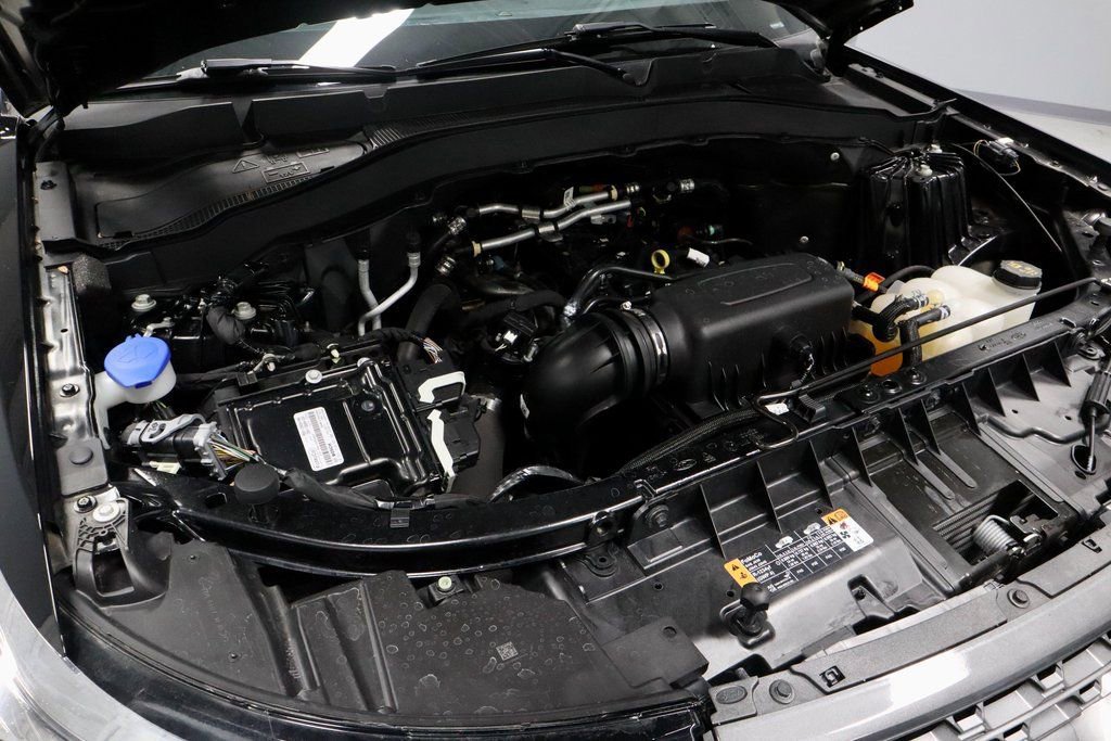 Certified 2023 Ford Explorer XLT w/ Equipment Group 202A image 17