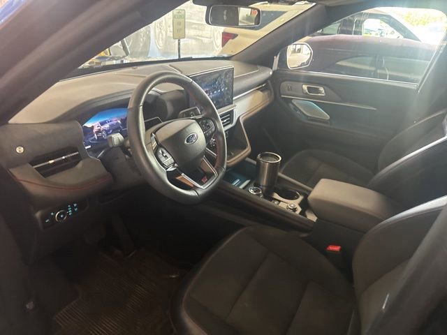 Certified 2025 Ford Explorer ST image 9