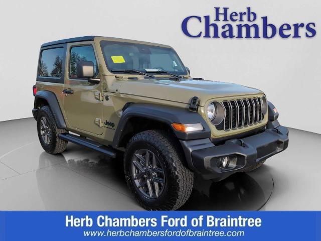 Used 2025 Jeep Wrangler Sport AWD/4WD image 4