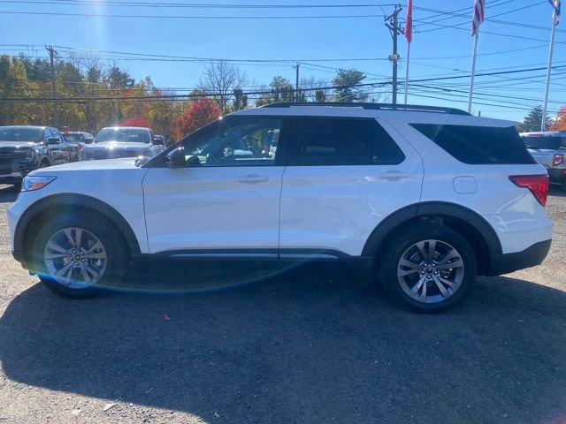 Certified 2022 Ford Explorer XLT w/ Equipment Group 202A image 2