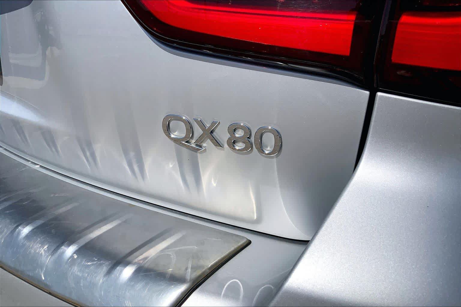 Used 2019 INFINITI QX80 Luxe w/ 22" Wheel Package RWD image 10