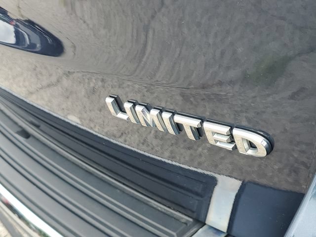 Used 2019 Jeep Grand Cherokee Limited AWD/4WD image 7