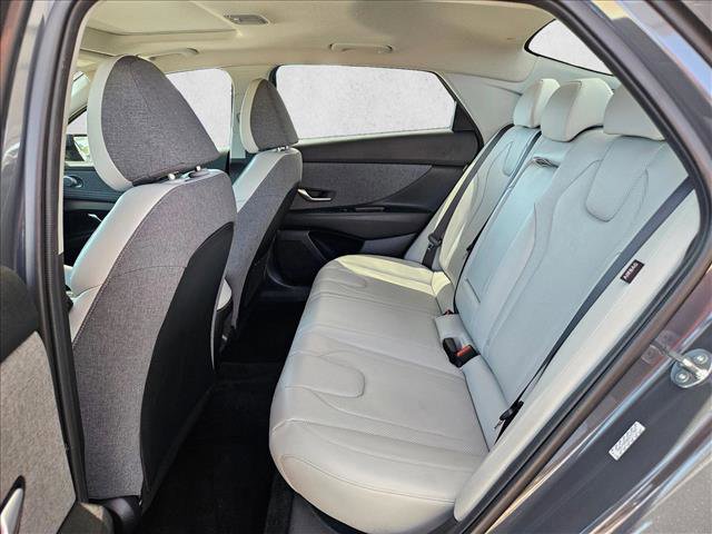 Used 2024 Hyundai Elantra Limited FWD image 20