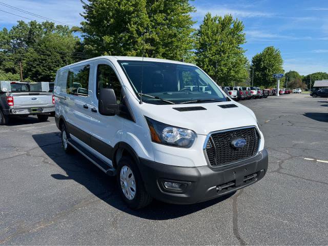 Certified 2025 Ford Transit 250 Low Roof w/ Exterior Upgrade Package RWD image 11