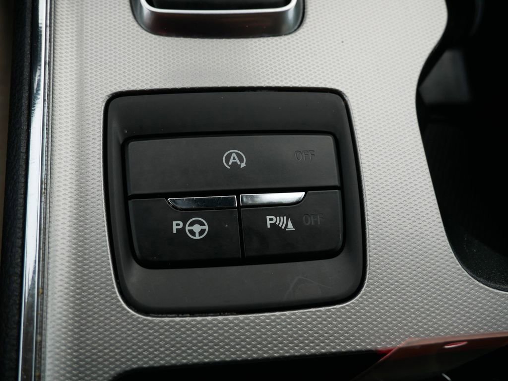 Certified 2024 Ford Edge Titanium w/ Titanium Elite Package image 26