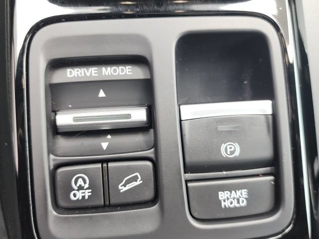 Used 2023 Honda Pilot TrailSport image 36