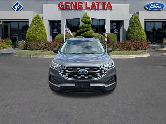 Certified 2022 Ford Edge SE image 3