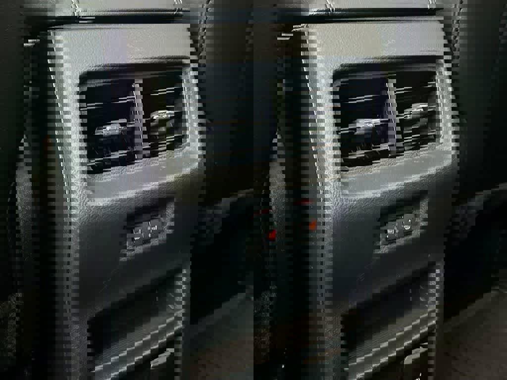 Certified 2021 Ford Edge ST w/ Equipment Group 401A image 13