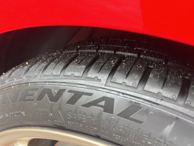 Used 2021 Hyundai Veloster N image 24