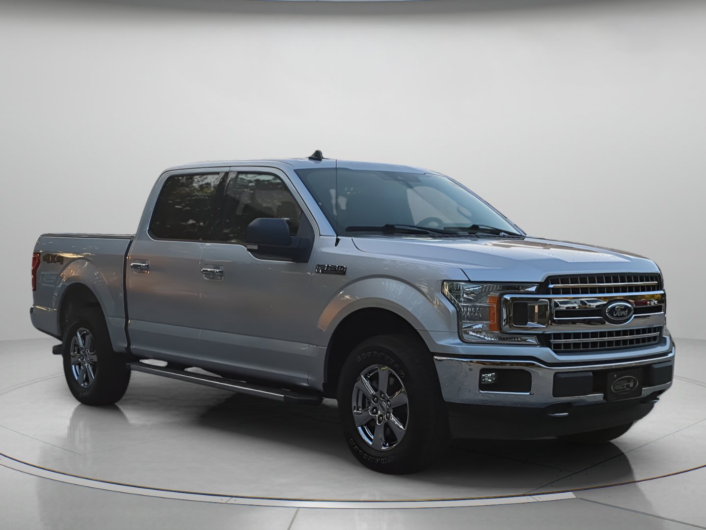 Certified 2019 Ford F150 XLT w/ Equipment Group 302A Luxury AWD/4WD image 38